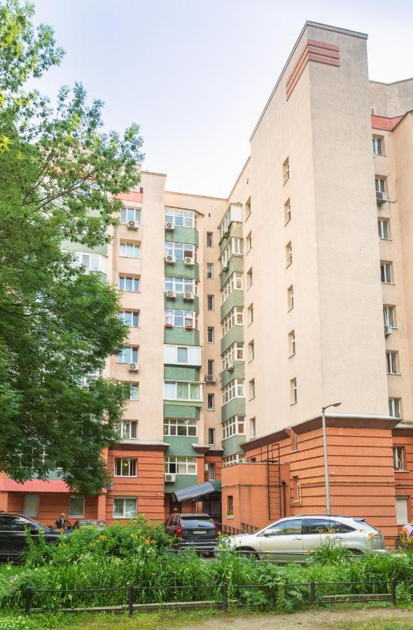 Rybalskaya 8 Apartment Киев Екстериор снимка